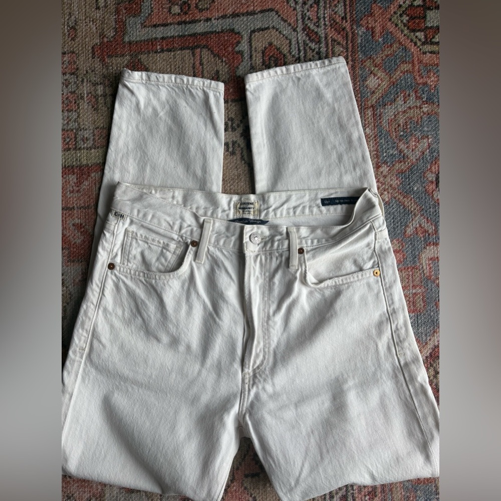 Citizens of Humanity Women's White/ Cream Jeans - Size 26"